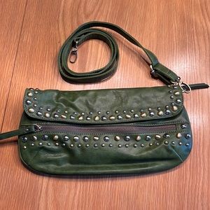 Shiraleah faux leather cross body with adjustable strap.